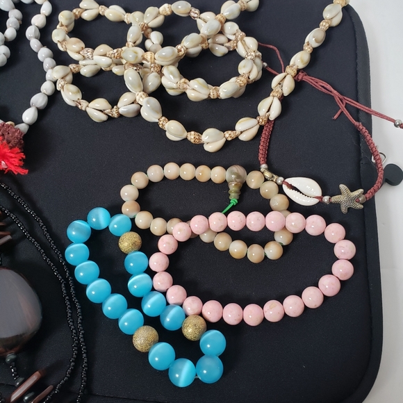 Fashion Seashell And Bead Jewelry Lot Of 7 - Picture 5 of 5